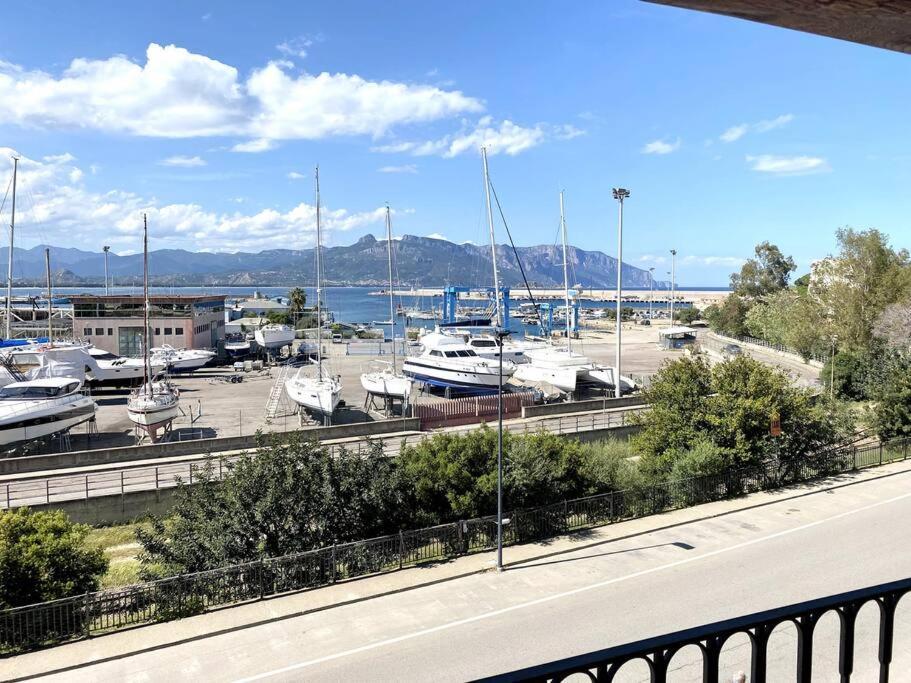 Appartamento Con Terrazza Vista Mare. Arbatax Exterior photo